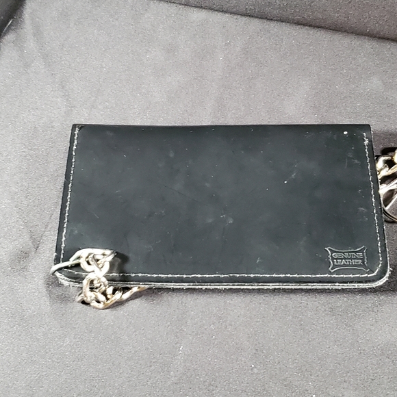 Leather Wallet with Chain - Picture 2 of 6